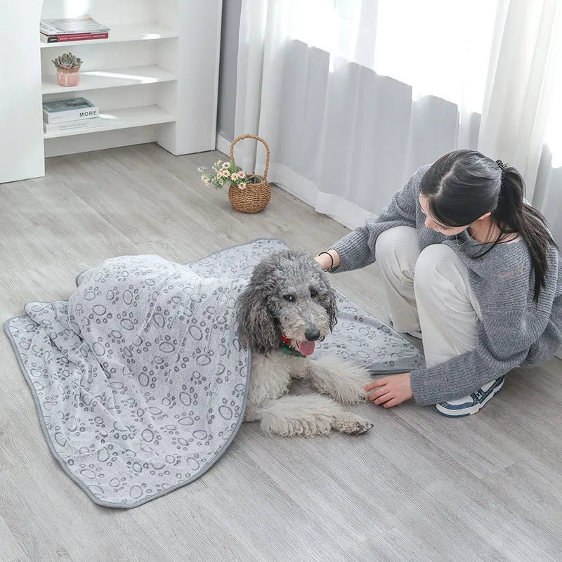 flannel pet blanket, soft dog sleeping blanket, cat fleece blanket, warm pet sleeping mat, breathable dog blanket, fluffy pet cover blanket, cozy blanket for dogs & cats, pet travel blanket, washable dog cat blanket, coral fleece pet blanket