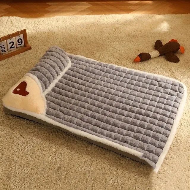 MADDEN Winter Warm Dog Mat – Luxury Sofa Bed for Small & Medium Pets