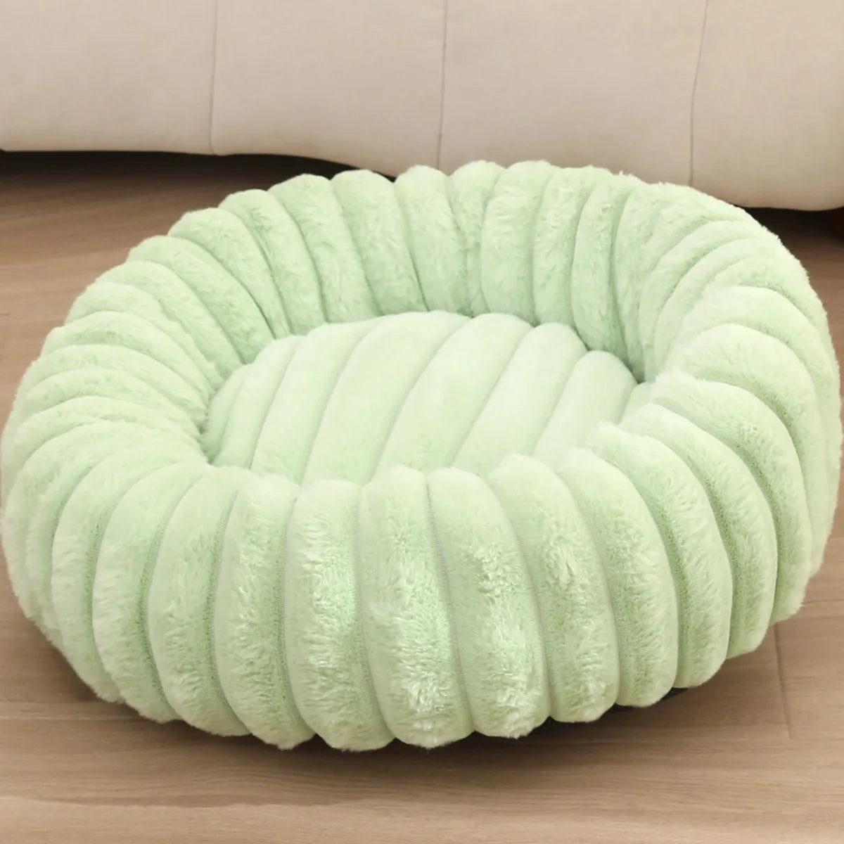 Round Plush Dog Bed for Medium Pets, Winter Soft Nest