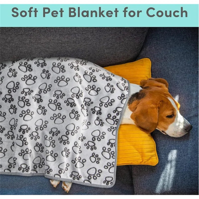 Flannel Pet Sleeping Blanket – Soft, Warm & Breathable Dog & Cat Cover