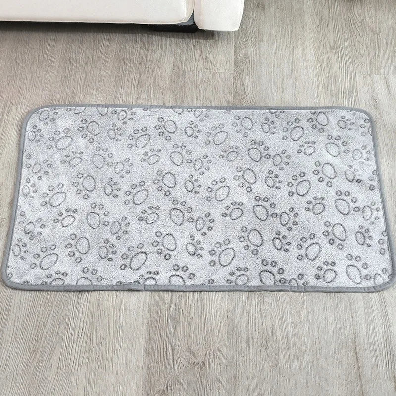 Flannel Pet Sleeping Blanket – Soft, Warm & Breathable Dog & Cat Cover