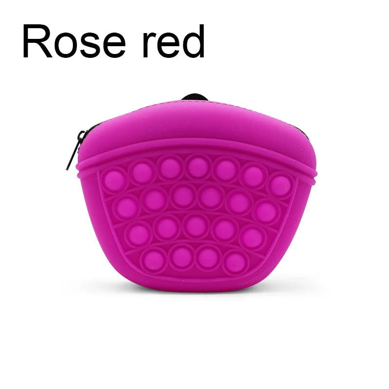 Pet training silicone bag can store dog food Outdoor portable dog training dog feeding waist pack dog snack bag