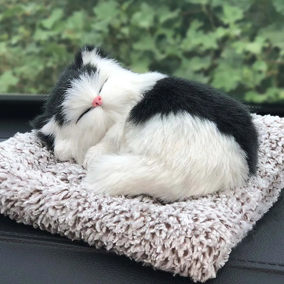 汽車儀錶板擺飾裝飾可愛模擬毛絨貓狗玩具汽車內裝兒童禮物汽車用品