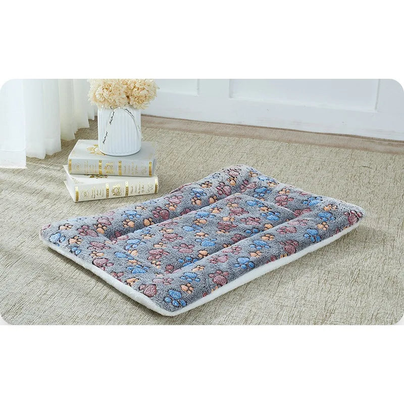 Pet Sleeping Pad Thickened Autumn and Winter Warm Floor Mat Cat Dog Universal Blanket Pad pet supplies