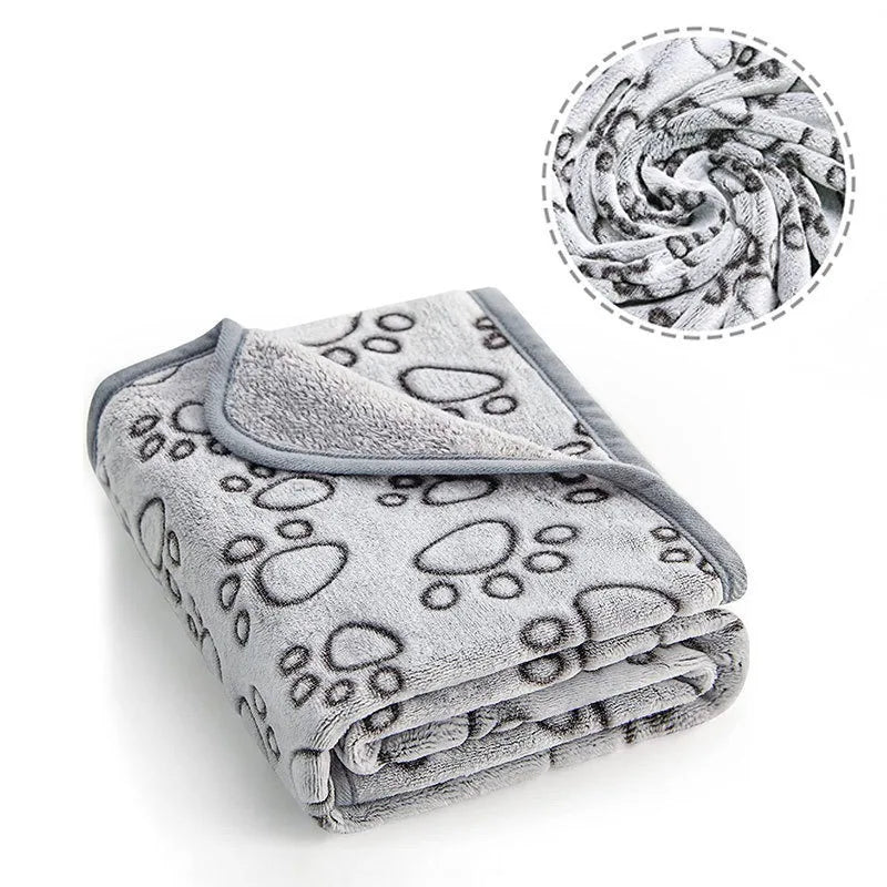 Flannel Pet Sleeping Blanket – Soft, Warm & Breathable Dog & Cat Cover
