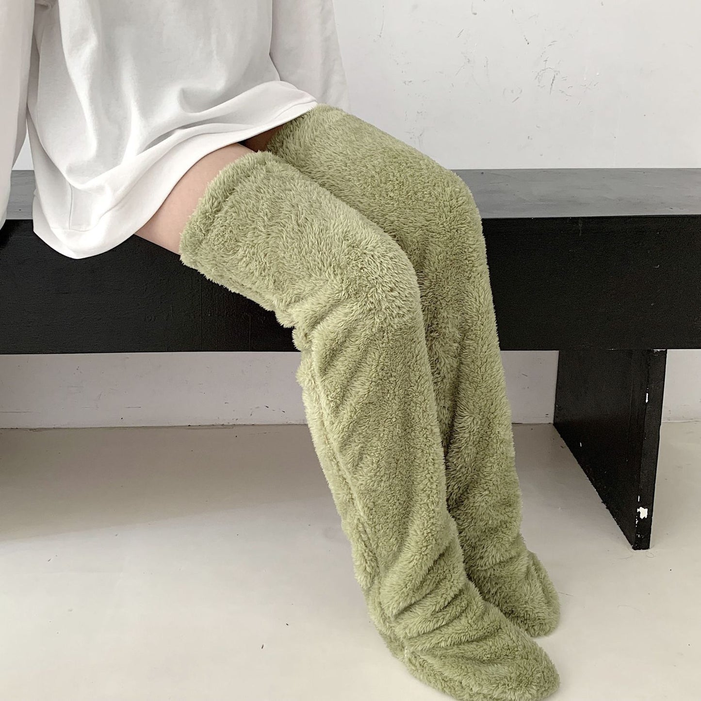 冬季保暖過膝高筒毛絨長襪女冬季保暖防寒腿膝蓋關節防寒襪居家地板睡眠襪