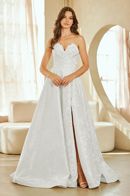 Elegant Lace Embellished Long Bridal Wedding Gown Detailed Design AC8061