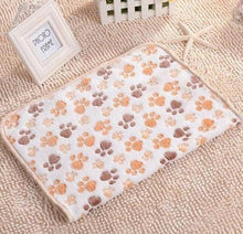 Soft Coral Fleece Pet Blanket for Cats and Dogs – Paw Print
