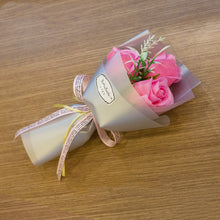 3本の石鹸のバラの花束 シミュレーションフラワー 中国バレンタインデーの母への贈り物