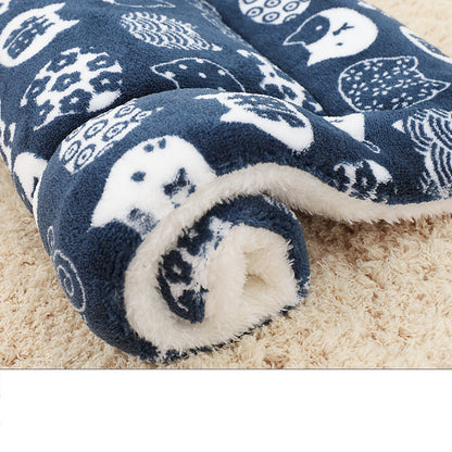 猫と犬用の厚手のブランケット