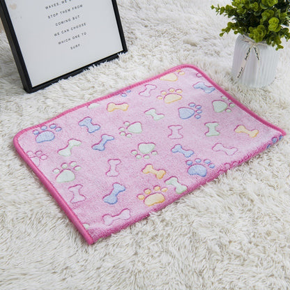 Soft Coral Fleece Pet Blanket for Cats and Dogs – Paw Print
