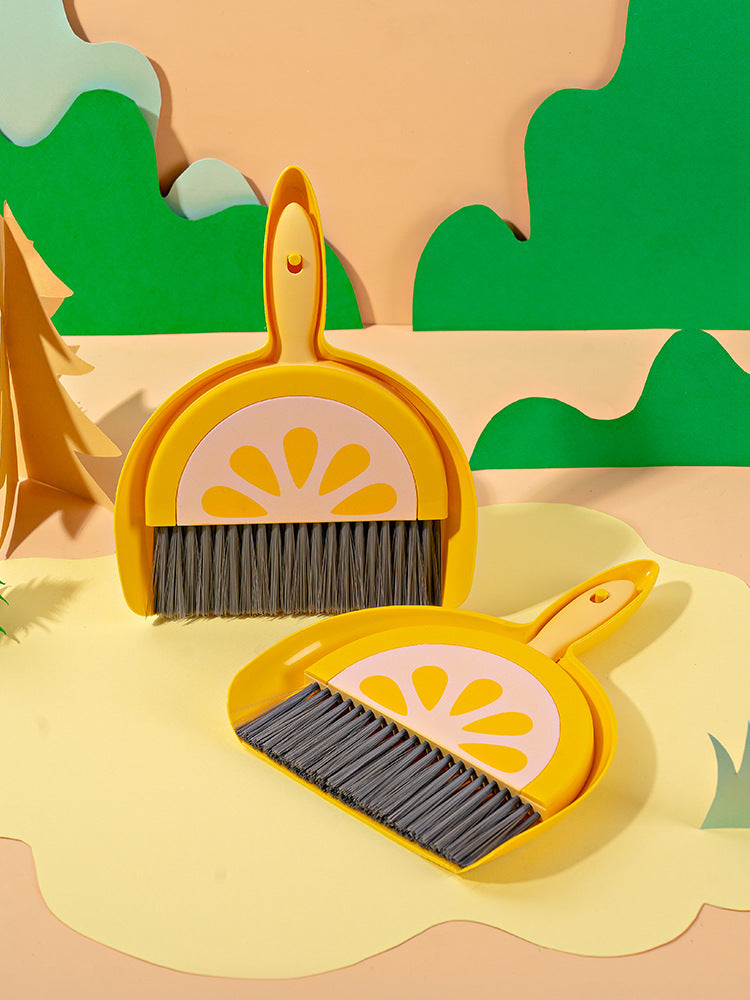 Simple Home Desktop Mini Small Broom Suit