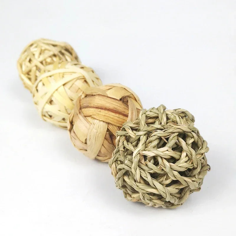 7CM Chewing Braided Ball Guinea Pig Rabbit Hamster Small Animal Play Pet Interactive Chew Toy