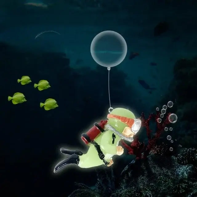 Cute Luminous Green Mini Diver Simulated Floating Frogman Kawaii Miniature Figures Fish Tank Aquarium Decoration Ornaments
