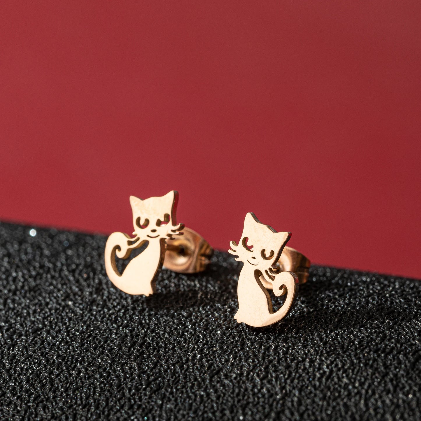Jisensp 1ペア 漫画動物猫イヤリング かわいいステンレススチール 子猫スタッドイヤリング レディース ガールズ 面白いジュエリー イヤリング
