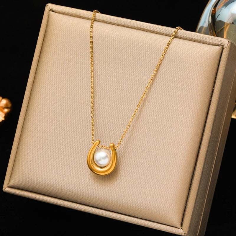 EILIECK 316L Stainless Steel Moon Pearl Zircon Puppy Pendant Necklace For Women Girl New Fashion Neck Chain Jewelry Gift Bijoux