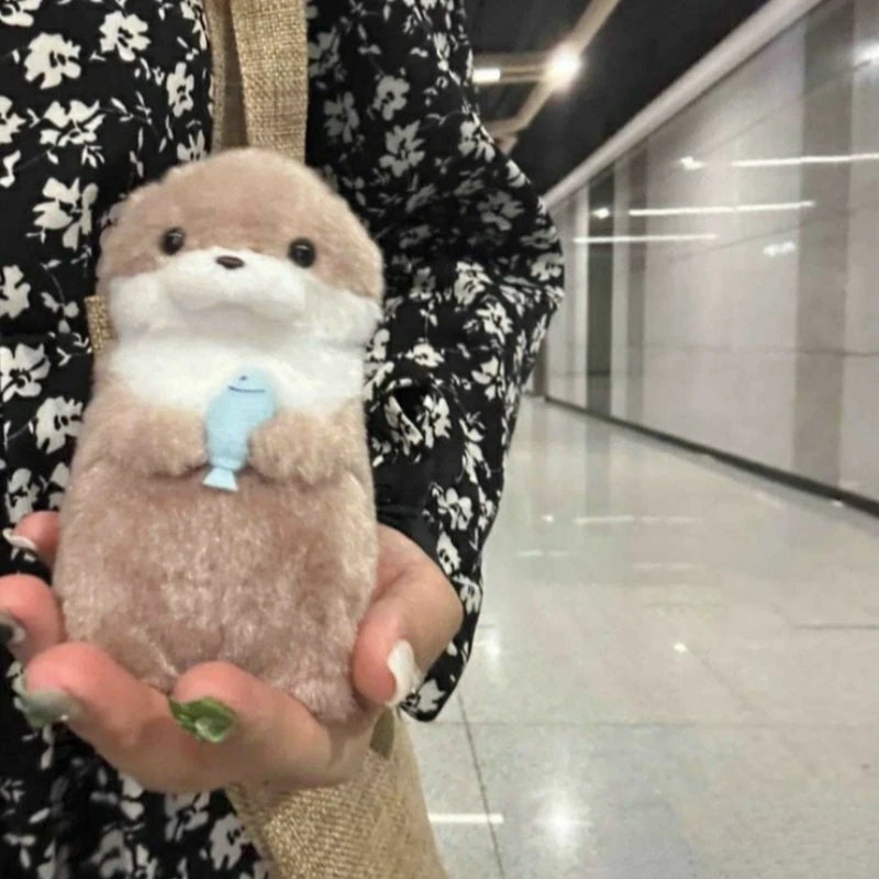 Cute Otters Holding Fish Plush Doll Keyrings Lightweight Hanging Pendant Props For School Bag Key Wallet Doll  11cm