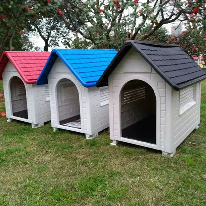 Luxury Plastic Outdoor Dog House for Small to Medium Pets