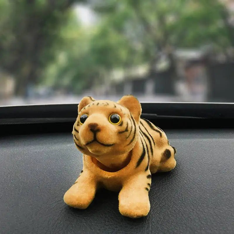 Creative Bobble Head Dog Figure Ornament Statue Cute Shaking Head Dog Car Ornament for Car Dashboard Tabletop Decoration Bobbing