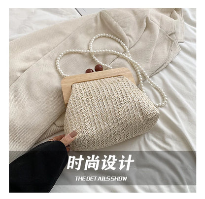 Design Woven Straw Clip Handbags and Purses Shouler Crossbody Bags for Women New Vintage Summer Beach Ladies Messenger Bags