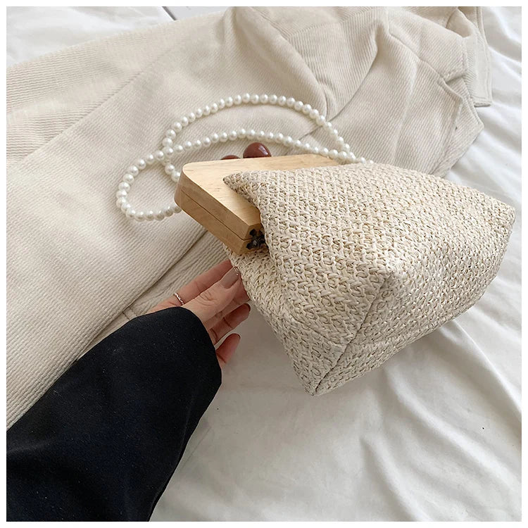 Design Woven Straw Clip Handbags and Purses Shouler Crossbody Bags for Women New Vintage Summer Beach Ladies Messenger Bags