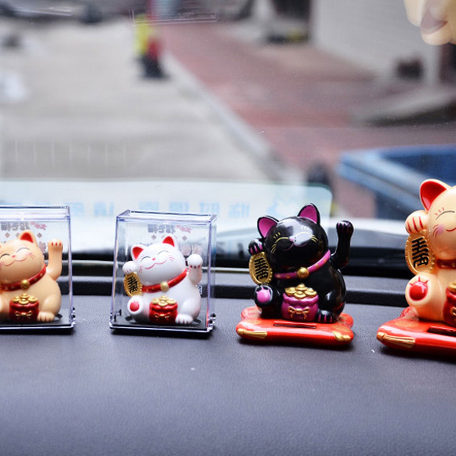 Solar Powered Maneki Neko Lucky Cat Welcoming Chinese Lucky Cat Waving