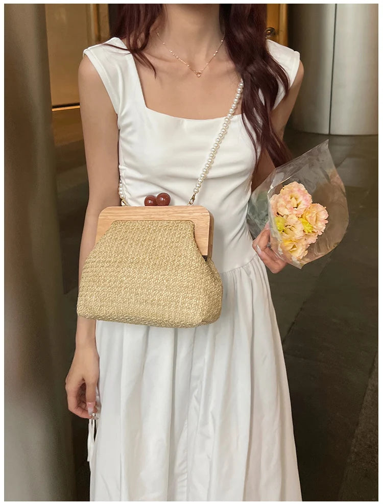 Design Woven Straw Clip Handbags and Purses Shouler Crossbody Bags for Women New Vintage Summer Beach Ladies Messenger Bags