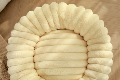 Round Plush Dog Bed for Medium Pets, Winter Soft Nest