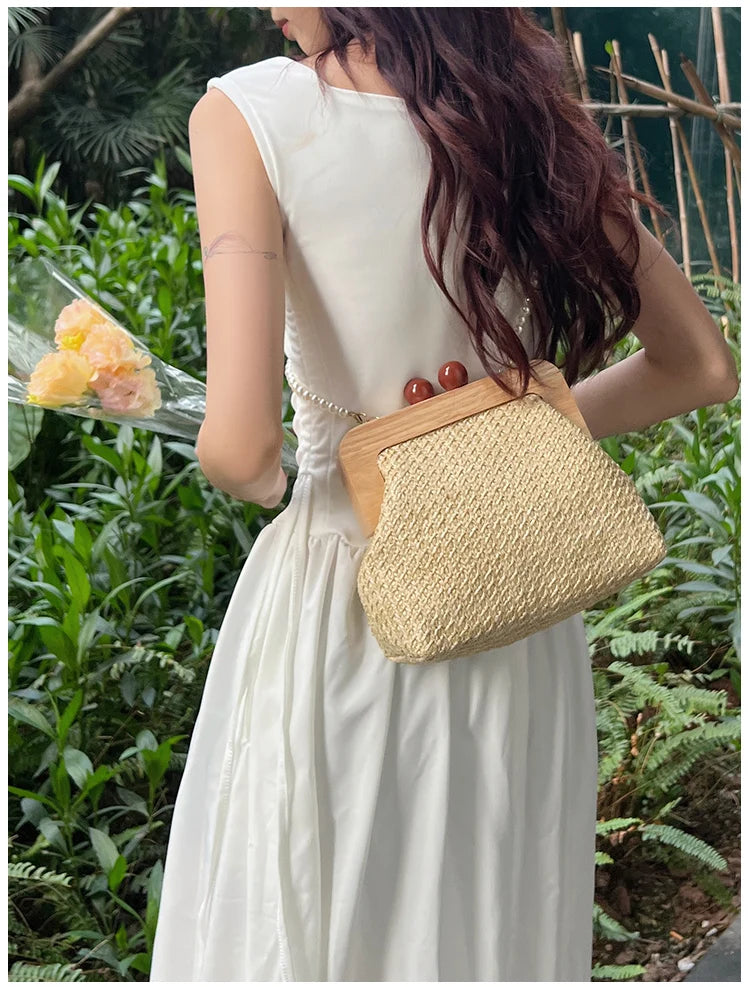 Design Woven Straw Clip Handbags and Purses Shouler Crossbody Bags for Women New Vintage Summer Beach Ladies Messenger Bags