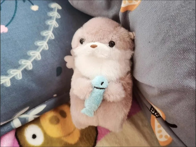 Cute Otters Holding Fish Plush Doll Keyrings Lightweight Hanging Pendant Props For School Bag Key Wallet Doll  11cm