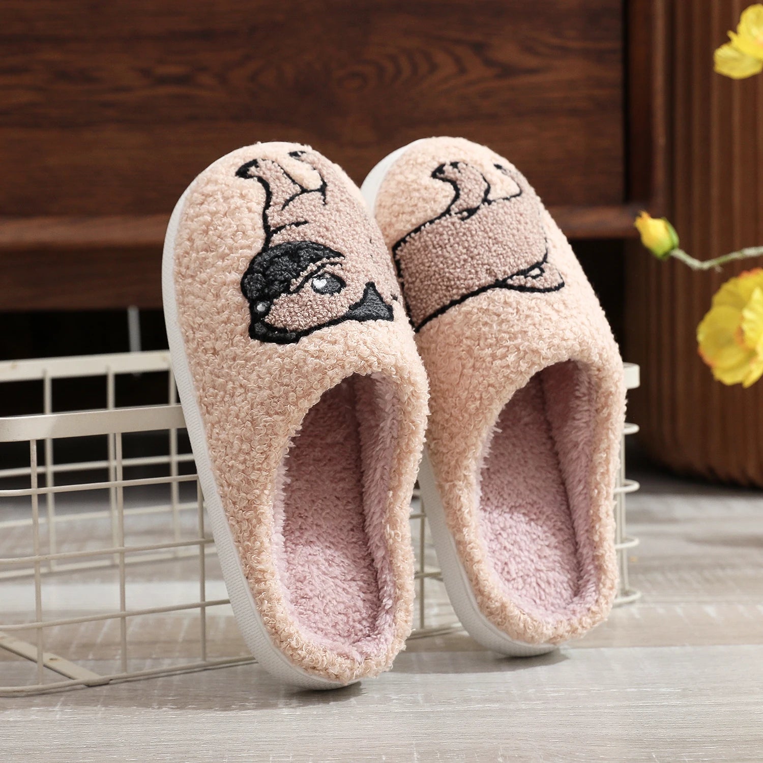 Cow Cat Pet Pattern Embroidery stuffed Home Platform Cozy Wool Cotton Slippers Cute Warm Non-slip Indoor Slippers Pet Mom Gift Catman Men Women Can Wear