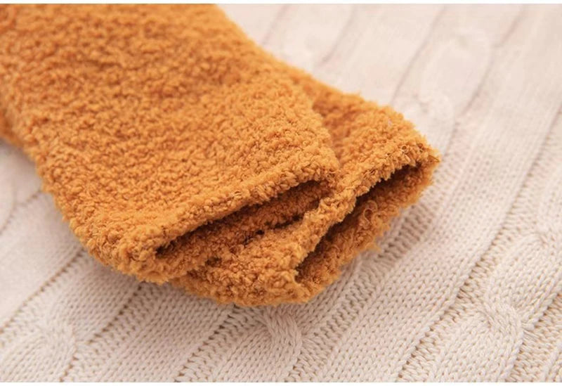 Women Winter Warm Fluffy Socks Cute Animal Claw Cat Paw Footprint Fuzzy Socks Female Thick Coral Fleece Home Floor Sleep Socks