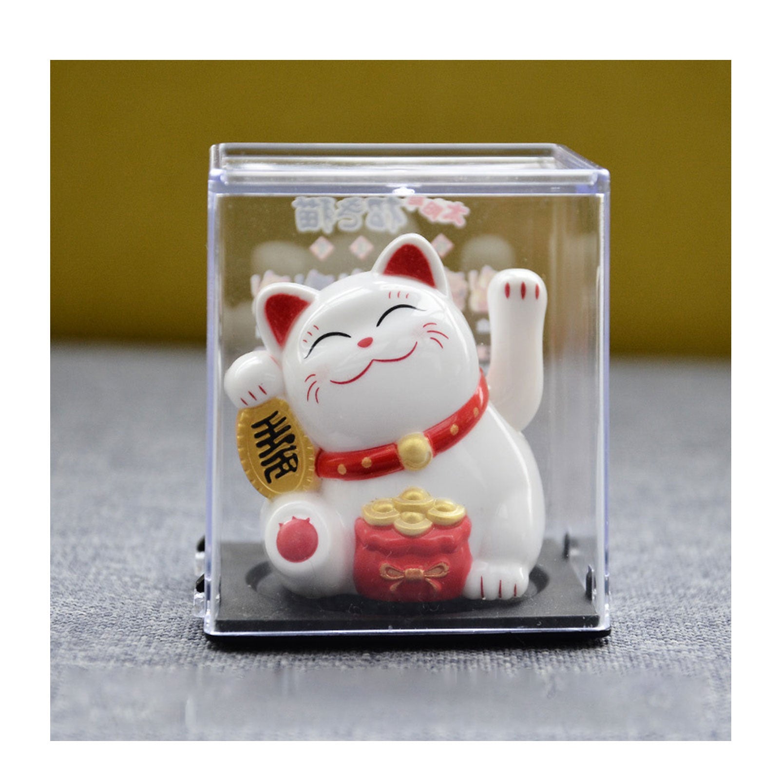 Solar Powered Maneki Neko Lucky Cat Welcoming Chinese Lucky Cat Waving