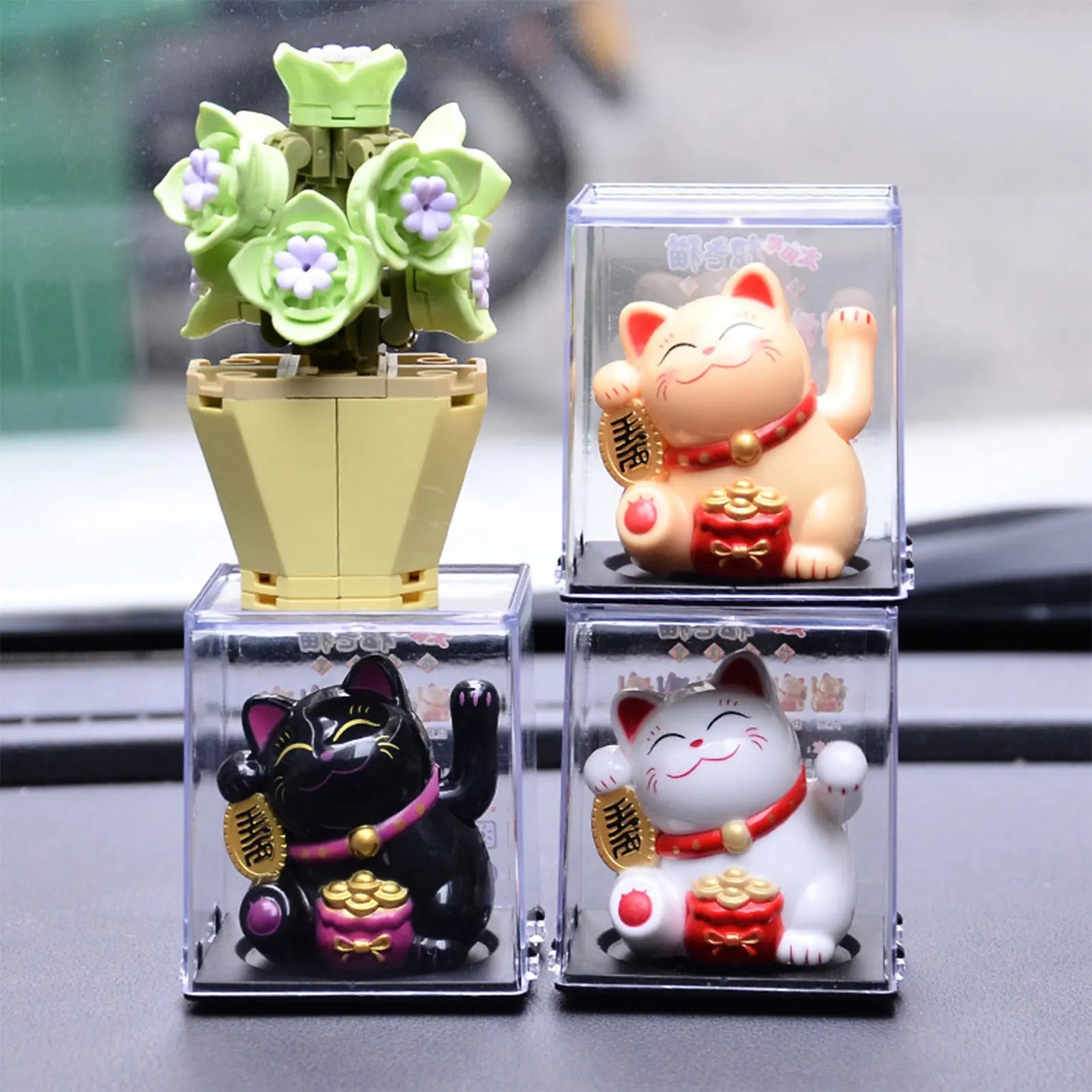 Solar Powered Maneki Neko Lucky Cat Welcoming Chinese Lucky Cat Waving