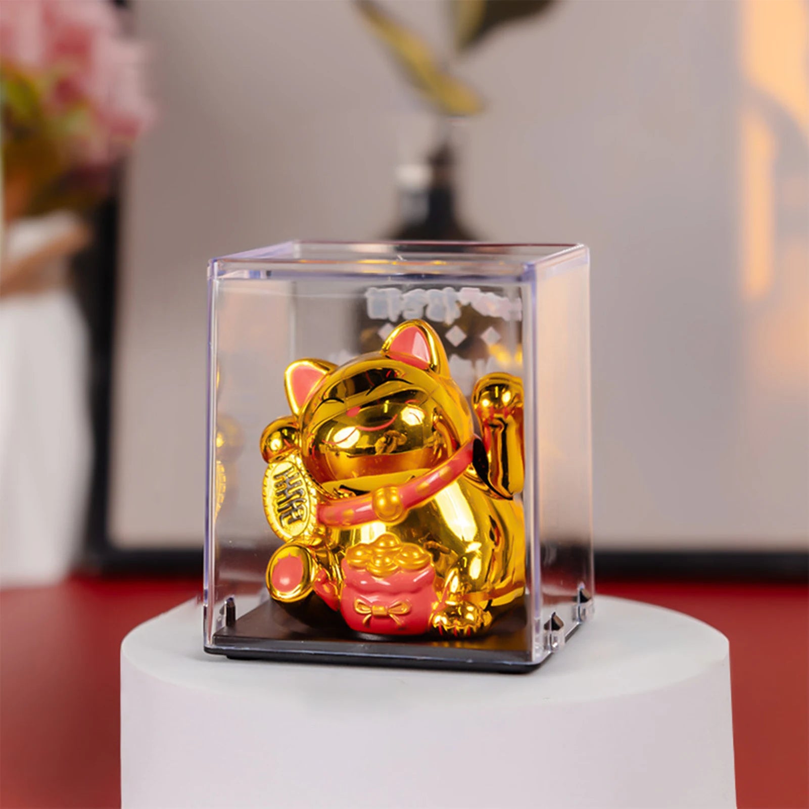 Solar Powered Maneki Neko Lucky Cat Welcoming Chinese Lucky Cat Waving