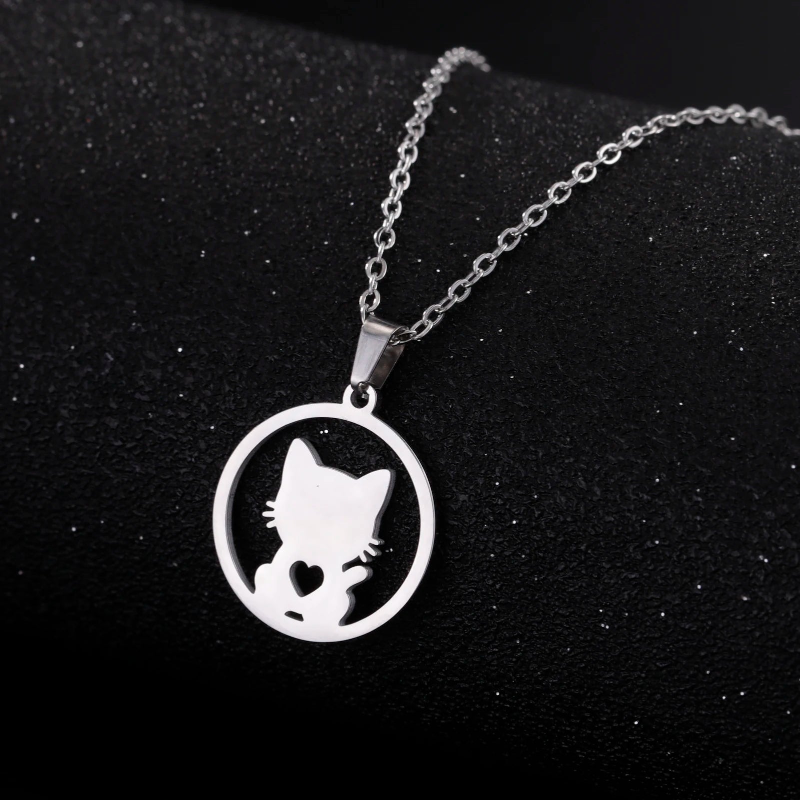 Unift Lovely Cat Pendant Necklace for Women Girl Stainless Steel Neck Chain Choker Pet Kitten Animal Kid Daughter Jewelry Gift