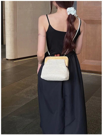 Design Woven Straw Clip Handbags and Purses Shouler Crossbody Bags for Women New Vintage Summer Beach Ladies Messenger Bags