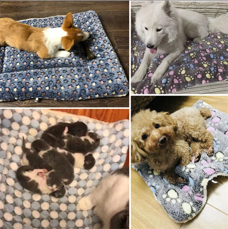 Flannel Pet Sleeping Mat Dog Bed Cat Litter Puppy Bed Dog Sofa Lovely Mattress Cushion for Small Large Dog Blanket Pet Supplies