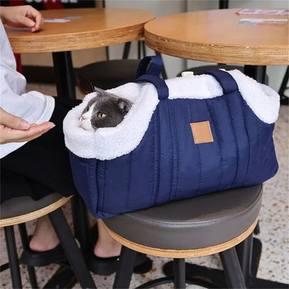 Travel Pet Carrier Portable Dog Cat Tote Bag Stylish and Lightweight Pets Carrying Bag for Driving Going Out Walking Traveling