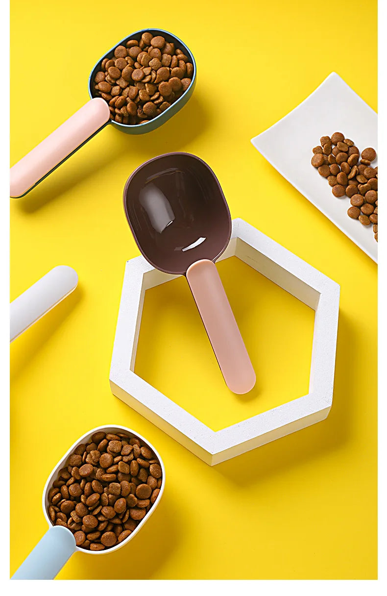 Pet Cat Dog Food Shovel with Sealing Bag Clip Spoon Multifunction Thicken Feeding Scoop Tool Creative Measuring Cup Pet Supplies