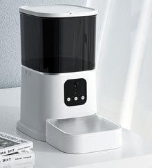 smart pet feeder, automatic cat feeder, automatic dog feeder, WiFi pet food dispenser, 6L pet feeder with app, voice recording pet feeder, smart feeder with video camera, slow feeder for pets, programmable pet feeder